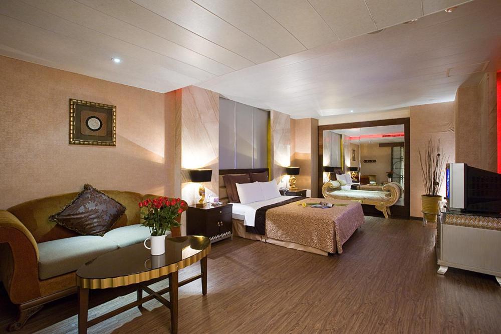 Crystal Business Motel Сіньчжу Екстер'єр фото