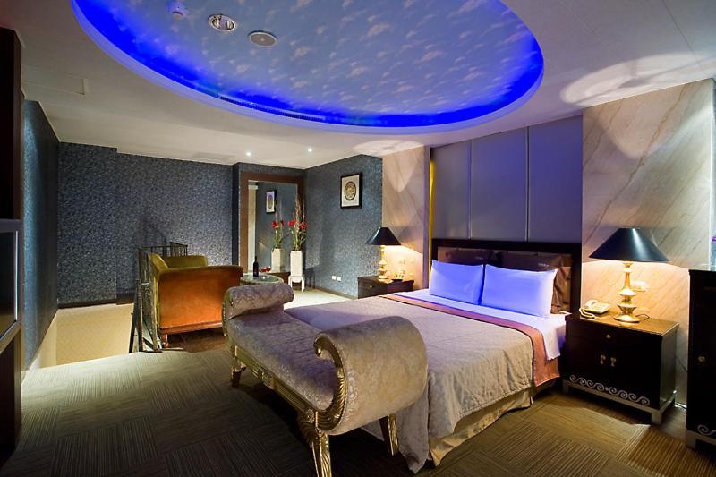 Crystal Business Motel Сіньчжу Екстер'єр фото
